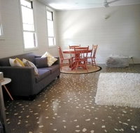 Stranded Nowhere to Stay Sanitised Apartment Sleeps 4 Netflix Wifi Pool - Hotel WA