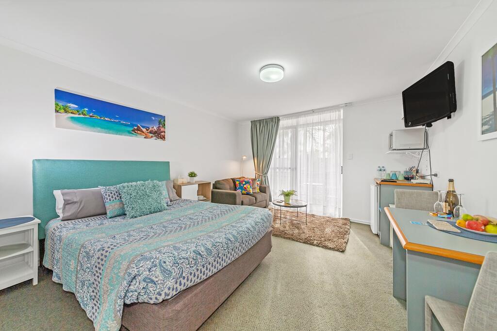Greenfields WA Hotel WA