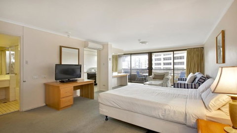 Studio With Balcony At College St - Hotel WA 2