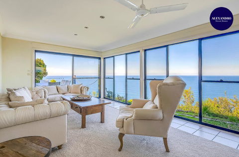 STUNNING CLIFF TOP HOME // POOL & GAMES - Hotel WA 0