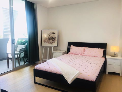 Sunset View 2 Bedroom Apt Next To Station - Hotel WA 0