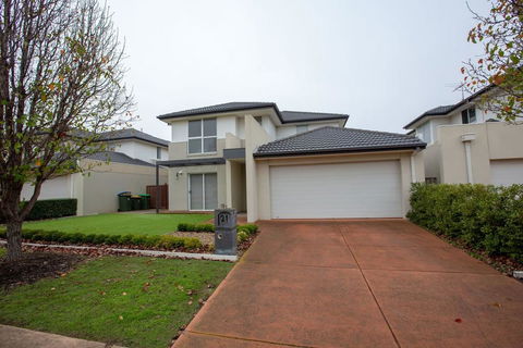 Superb Luxe 5BR House@Point Cook Near Lake - Hotel WA 0