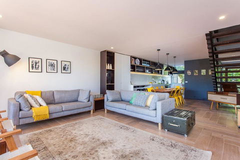 Surfside6 @ James Cook - Clarkes Beach - Hotel WA 0