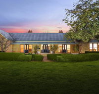 Sutton Downs - renovated country home on 100 acres - Hotel WA