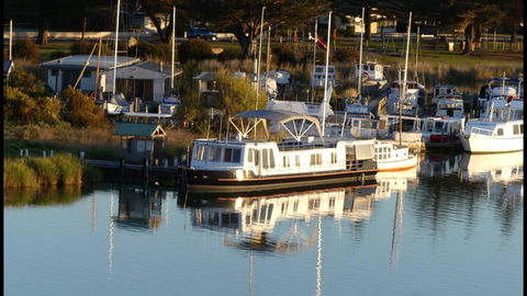 Swamp Fox Luxury 2BR Dutch Barge - Hotel WA 0