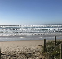 Tallow Beach Motel