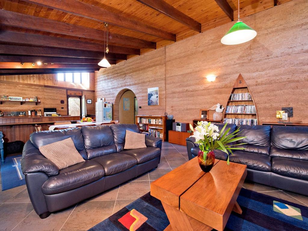 Osmington WA Hotel WA