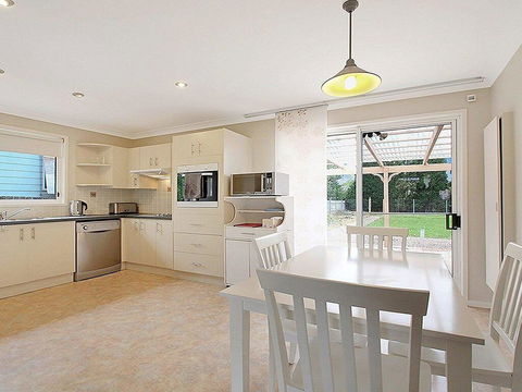 That Pink House! - Comfortable Home Away From Home - Hotel WA 3