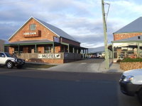 Book Goulburn Accommodation Vacations Hotel WA Hotel WA