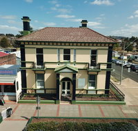 The Bank Guesthouse Glen Innes - Hotel WA