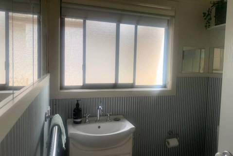 The Batch On Benyon , Fresh And Cute As A Button - Hotel WA 3