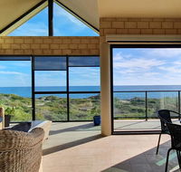 The Beach House - Port Bouvard - Hotel WA