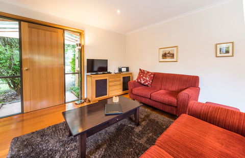 Parnella Kettering - Hotel WA 12
