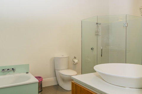 Roxburgh House Apartments - Hotel WA 4