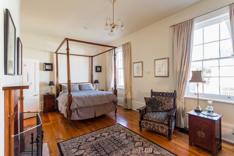 Grand Old Duke - Hotel WA 27