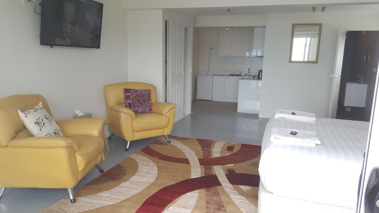 Midway Point TAS Hotel WA