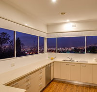 City Lights - Hotel WA