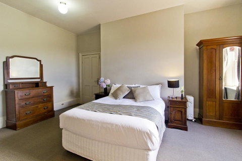 Deloraine Hotel - Hotel WA 26