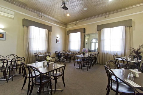 Deloraine Hotel - Hotel WA 30
