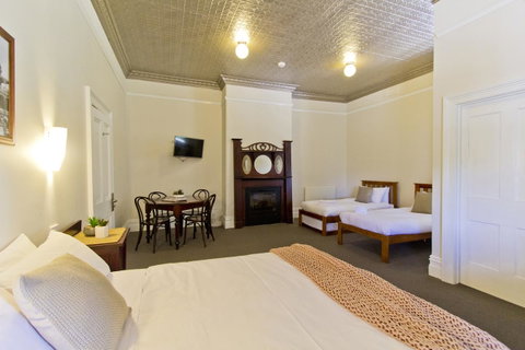 Deloraine Hotel - Hotel WA 1