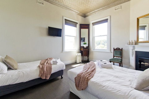 Deloraine Hotel - Hotel WA 21