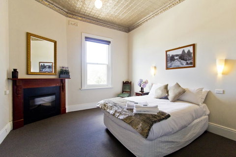 Deloraine Hotel - Hotel WA 6