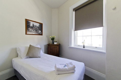 Deloraine Hotel - Hotel WA 24