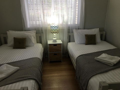 Up The Back - Hotel WA 18