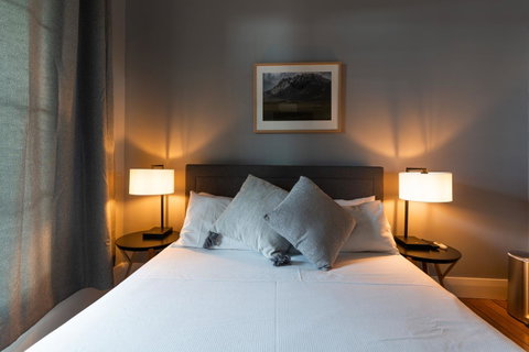 The Tasmanian Inn - Hotel WA 3