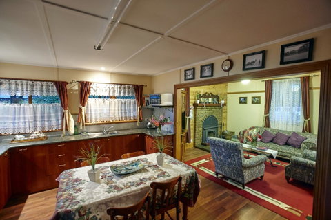 Blue Wren Riverside Cottage - Hotel WA 17
