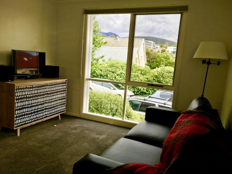4 At 8 Townhouse Newcastle St - Hotel WA 7