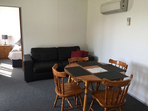 Regatta Point Tavern & Holiday Villas - Hotel WA 18