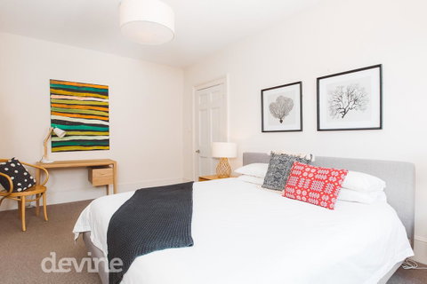 Devine Stays - Westside Apartment On Elizabeth - Hotel WA 11