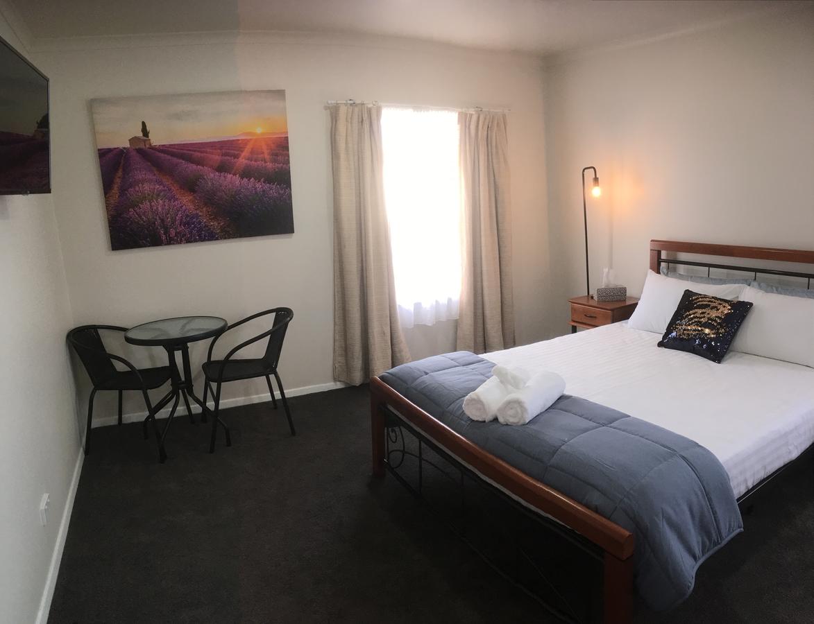 Eugenana TAS Hotel WA
