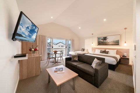 Boathouse Resort Studios And Suites - Hotel WA 7
