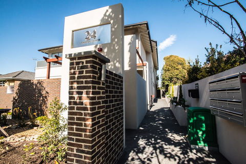 The Waverley International Hotel - Hotel WA 43