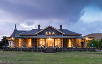 Book Alvie Accommodation Vacations Hotel WA Hotel WA