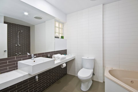Lorne Bay View Motel - Hotel WA 30