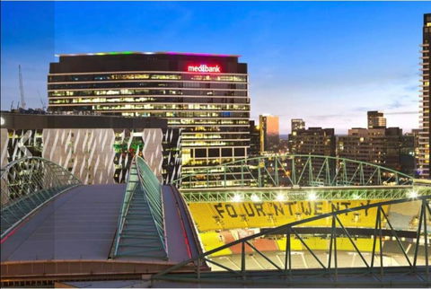 2Bedroom Apartment With Views In Docklands Next To CBD & Marvel Stadium - Hotel WA 22