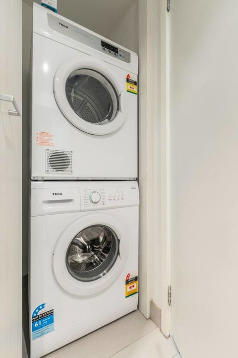 2Bedroom Apartment With Views In Docklands Next To CBD & Marvel Stadium - Hotel WA 7