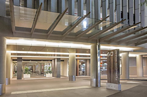 Melbourne Holiday Apartments Flinders Wharf - Hotel WA 4