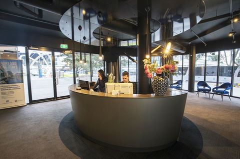 Waterfront Melbourne Apartments - Hotel WA 6