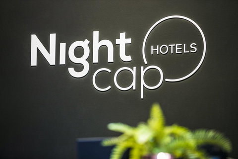 Nightcap At The Cheeky Squire - Hotel WA 22