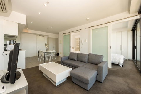 Amazing Accommodations: Vogue - Hotel WA 32
