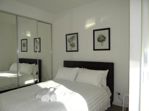 Amazing Accommodations: Vogue - Hotel WA 17