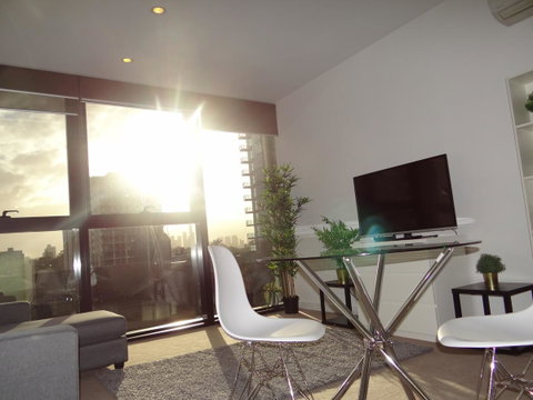 Amazing Accommodations: Vogue - Hotel WA 22