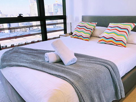 Pride Docklands Waterfront Apartment City View - Hotel WA 26