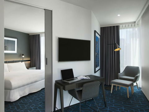Vibe Hotel Melbourne Docklands - Hotel WA 12
