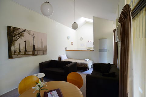 Executive Hideaway - Hotel WA 15