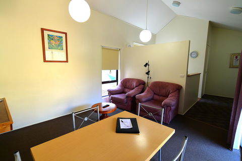 Executive Hideaway - Hotel WA 34